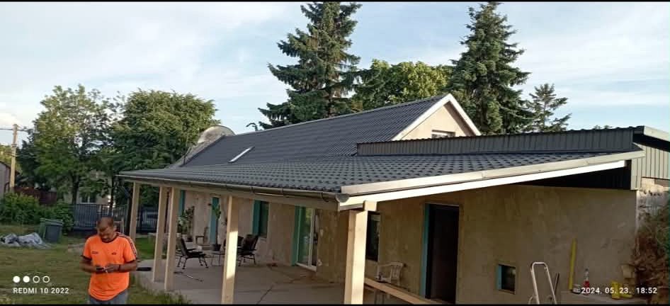Elkészült modern tetőszerkezet
